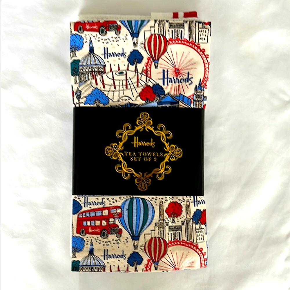 Harrods Tea Towels Set of 2
100% Cotton